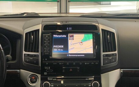 Toyota Land Cruiser 200, 2014 год, 3 675 000 рублей, 12 фотография