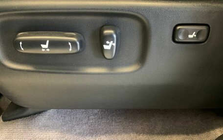 Toyota Land Cruiser 200, 2014 год, 3 675 000 рублей, 26 фотография