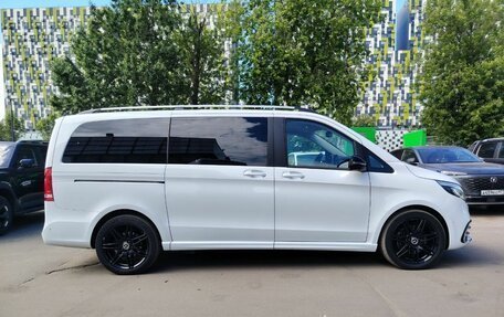 Mercedes-Benz V-Класс, 2022 год, 6 615 000 рублей, 4 фотография