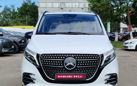 Mercedes-Benz V-Класс, 2022 год, 6 615 000 рублей, 2 фотография