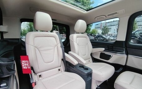Mercedes-Benz V-Класс, 2022 год, 6 615 000 рублей, 12 фотография