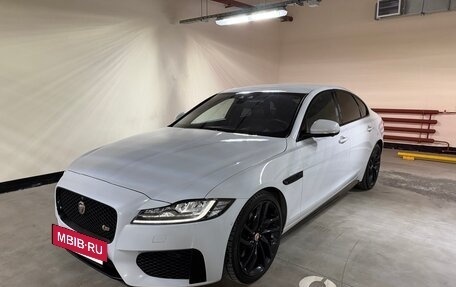 Jaguar XF II, 2016 год, 2 390 000 рублей, 2 фотография