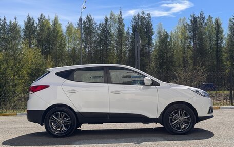 Hyundai ix35 I рестайлинг, 2014 год, 1 355 000 рублей, 2 фотография