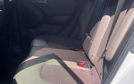 Hyundai ix35 I рестайлинг, 2014 год, 1 355 000 рублей, 19 фотография