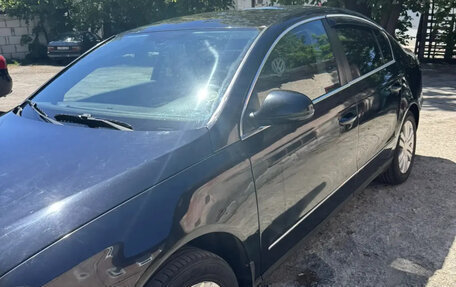 Volkswagen Passat B6, 2006 год, 850 000 рублей, 2 фотография