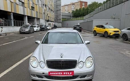 Mercedes-Benz E-Класс, 2002 год, 680 000 рублей, 9 фотография