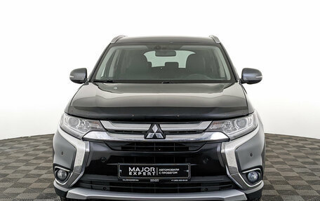 Mitsubishi Outlander III рестайлинг 3, 2017 год, 1 950 000 рублей, 2 фотография