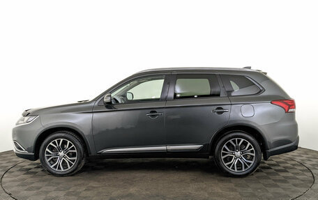 Mitsubishi Outlander III рестайлинг 3, 2017 год, 1 950 000 рублей, 8 фотография