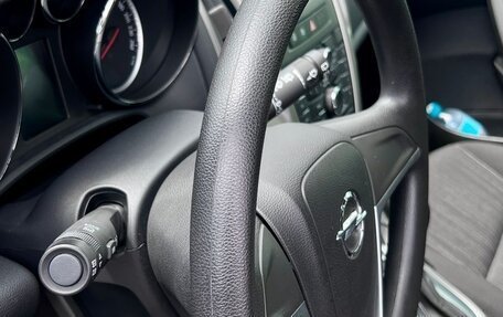 Opel Astra J, 2011 год, 1 100 000 рублей, 9 фотография