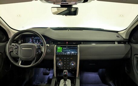 Land Rover Discovery Sport I рестайлинг, 2020 год, 3 815 000 рублей, 23 фотография