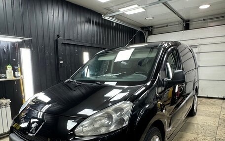 Peugeot Partner II рестайлинг 2, 2012 год, 600 000 рублей, 1 фотография