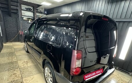 Peugeot Partner II рестайлинг 2, 2012 год, 600 000 рублей, 2 фотография