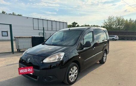 Peugeot Partner II рестайлинг 2, 2012 год, 600 000 рублей, 12 фотография