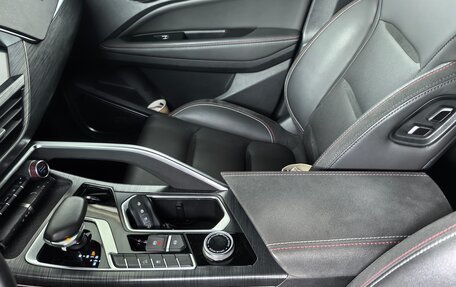 Geely Tugella FY11, 2022 год, 2 850 000 рублей, 8 фотография