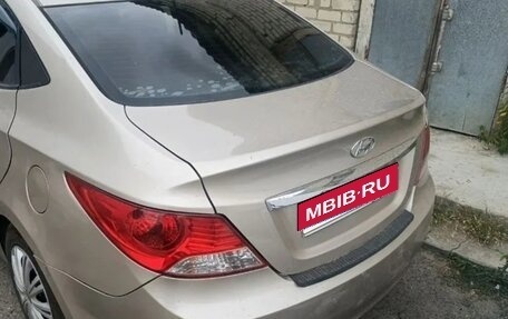 Hyundai Solaris II рестайлинг, 2013 год, 720 000 рублей, 6 фотография