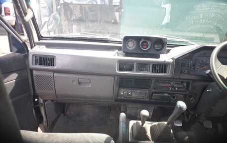 Mitsubishi Delica III, 1993 год, 675 000 рублей, 3 фотография