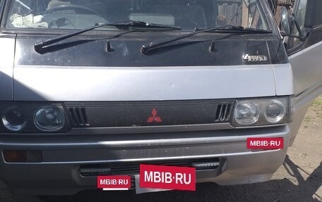 Mitsubishi Delica III, 1993 год, 675 000 рублей, 14 фотография