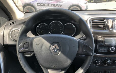 Renault Logan II, 2016 год, 889 000 рублей, 12 фотография