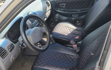 Hyundai Accent II, 2005 год, 325 000 рублей, 5 фотография