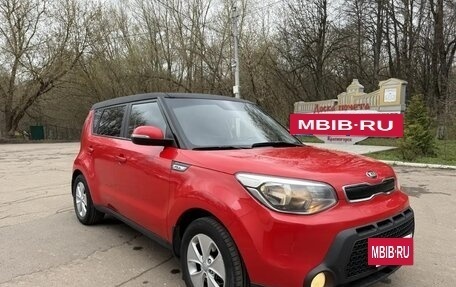 KIA Soul II рестайлинг, 2015 год, 860 000 рублей, 2 фотография