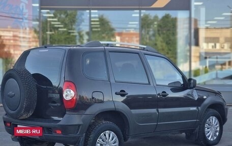Chevrolet Niva I рестайлинг, 2011 год, 499 000 рублей, 6 фотография