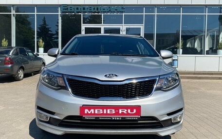 KIA Rio III рестайлинг, 2016 год, 999 000 рублей, 2 фотография