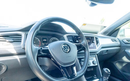 Volkswagen T-Roc I, 2022 год, 2 479 907 рублей, 3 фотография
