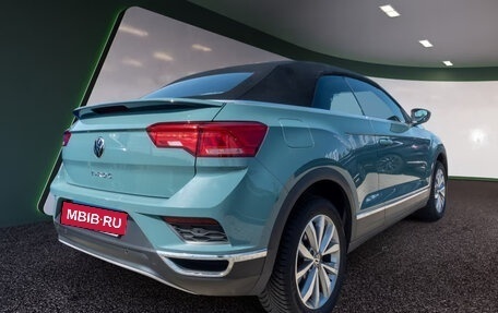 Volkswagen T-Roc I, 2022 год, 2 479 907 рублей, 2 фотография