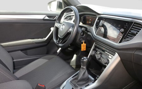 Volkswagen T-Roc I, 2022 год, 2 437 686 рублей, 8 фотография