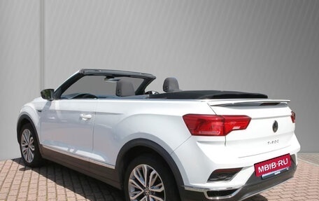 Volkswagen T-Roc I, 2022 год, 2 437 686 рублей, 4 фотография