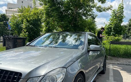 Mercedes-Benz E-Класс, 2010 год, 1 500 000 рублей, 1 фотография