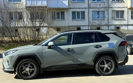 Toyota RAV4, 2020 год, 4 390 000 рублей, 3 фотография