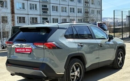 Toyota RAV4, 2020 год, 4 390 000 рублей, 5 фотография