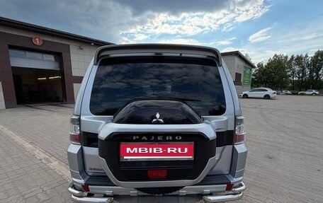 Mitsubishi Pajero IV, 2015 год, 2 550 000 рублей, 8 фотография