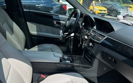 Mercedes-Benz E-Класс, 2010 год, 1 500 000 рублей, 7 фотография