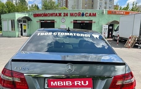 Mercedes-Benz E-Класс, 2010 год, 1 500 000 рублей, 5 фотография