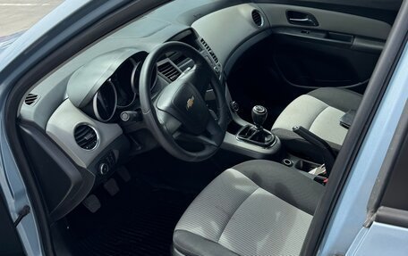 Chevrolet Cruze II, 2011 год, 600 000 рублей, 6 фотография
