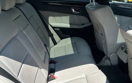 Mercedes-Benz E-Класс, 2010 год, 1 500 000 рублей, 15 фотография