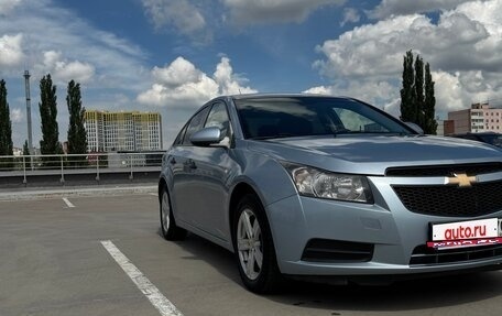 Chevrolet Cruze II, 2011 год, 600 000 рублей, 2 фотография