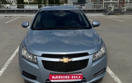 Chevrolet Cruze II, 2011 год, 600 000 рублей, 3 фотография