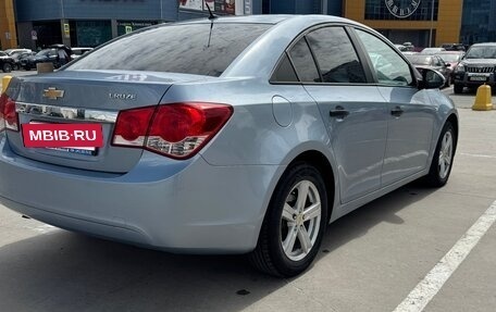 Chevrolet Cruze II, 2011 год, 600 000 рублей, 4 фотография