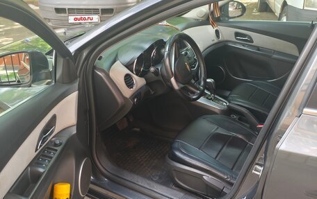 Chevrolet Cruze II, 2011 год, 749 000 рублей, 5 фотография
