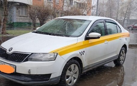 Skoda Rapid I, 2018 год, 1 000 000 рублей, 4 фотография