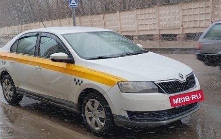 Skoda Rapid I, 2018 год, 1 000 000 рублей, 3 фотография