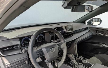 Toyota Camry, 2024 год, 3 950 000 рублей, 15 фотография