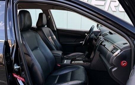Toyota Camry, 2017 год, 2 250 000 рублей, 11 фотография