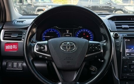 Toyota Camry, 2017 год, 2 250 000 рублей, 15 фотография