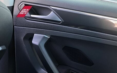 Volkswagen Tiguan II, 2019 год, 2 549 000 рублей, 26 фотография