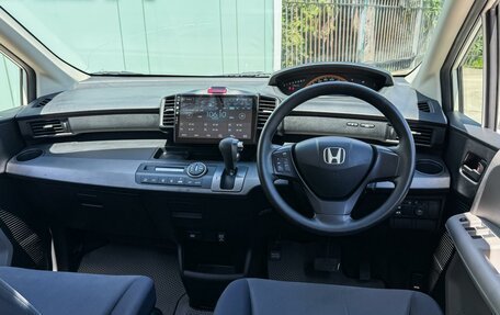 Honda Freed I, 2010 год, 999 000 рублей, 8 фотография
