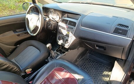 Fiat Linea, 2010 год, 395 000 рублей, 11 фотография